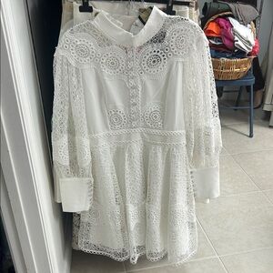 Chic White Lace Long Sleeve Dress